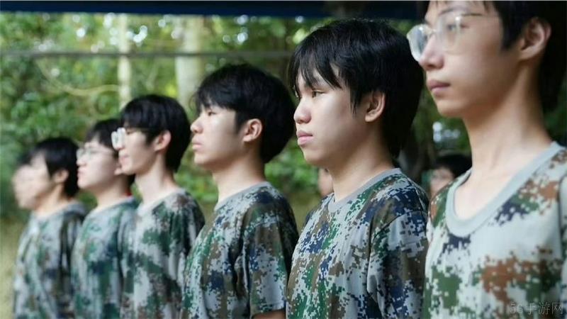 今年二十二11月12日超前点映 12月6日全国公映